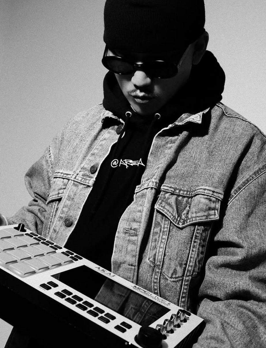 DJ POOL 인터뷰 커버